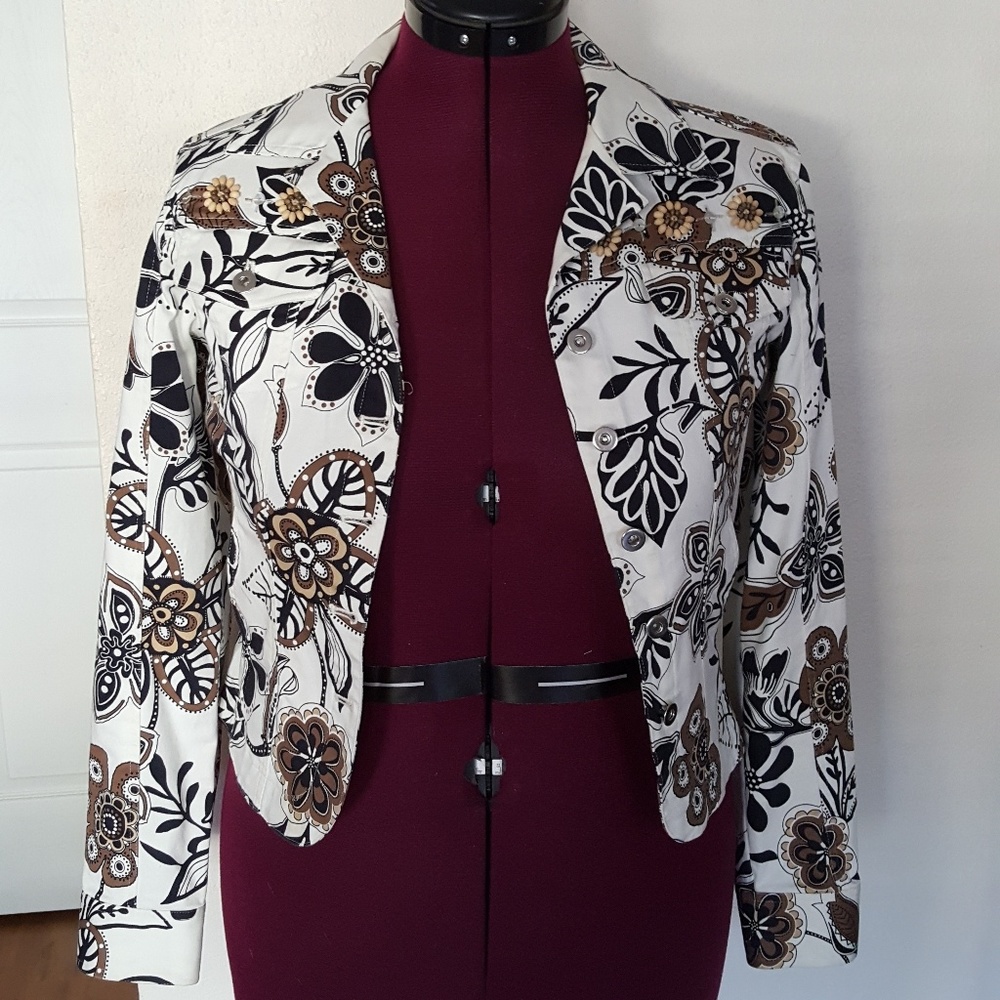 Jacket - Picture 4 of 7